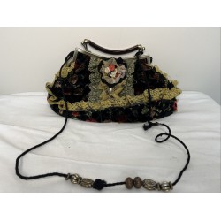 Floral Velvet Frame Clutch Purse with Lace Trim and Beaded Shoulder Strap